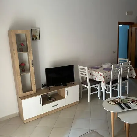 Apartment Semeli *